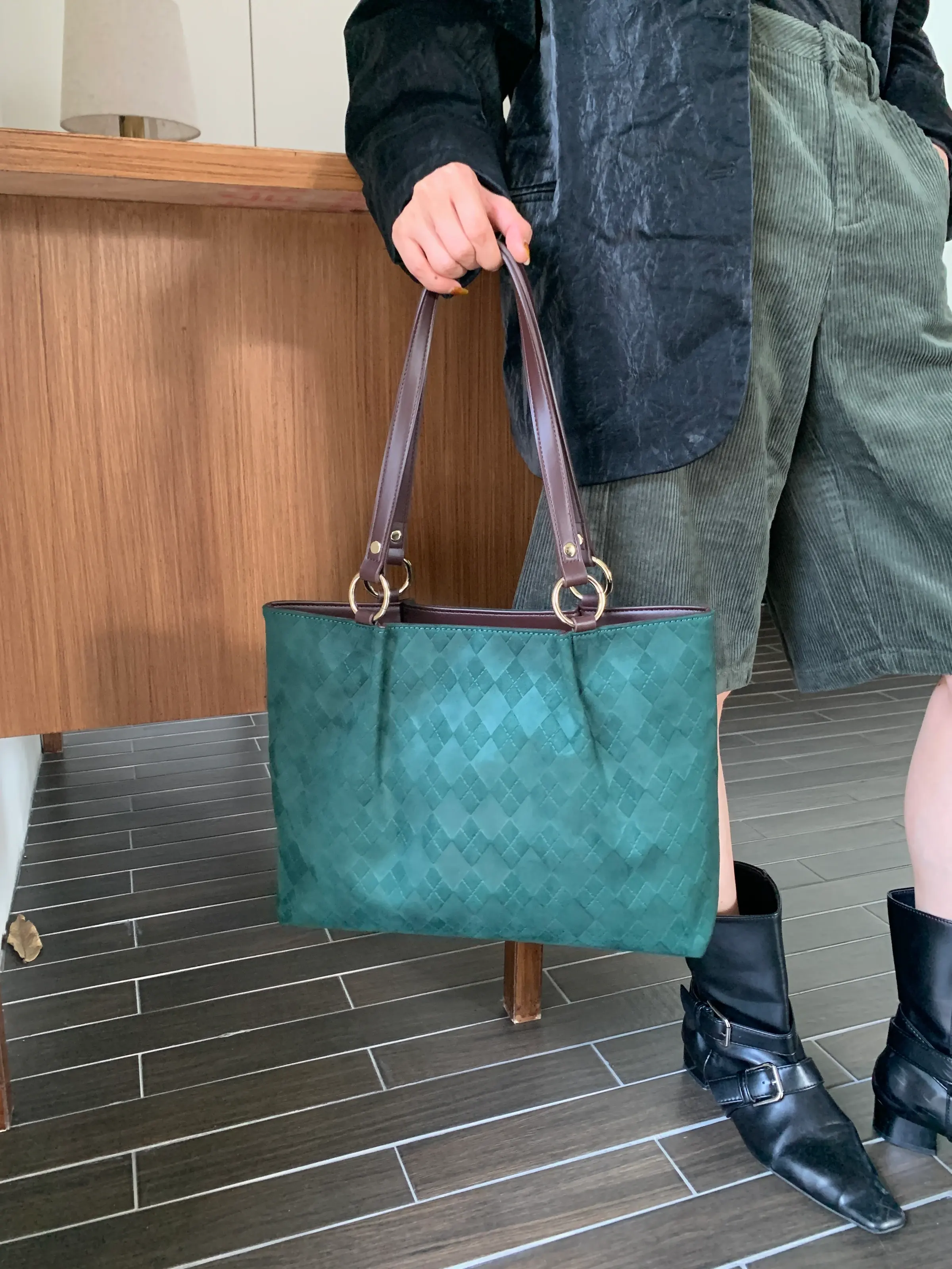 Vera Forest Green Tote Bag — view 3